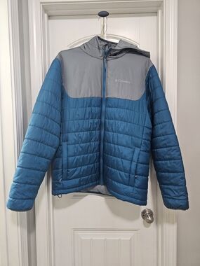 Columbia Teal Blue and Gray Men's Hooded Puffer Jacket